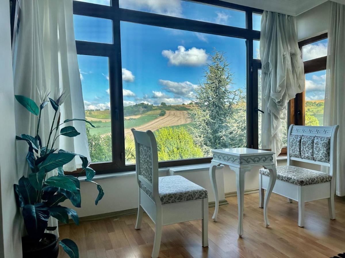 Otantik Havalimanina Yakin Villa Arnavutkoy Exteriör bild